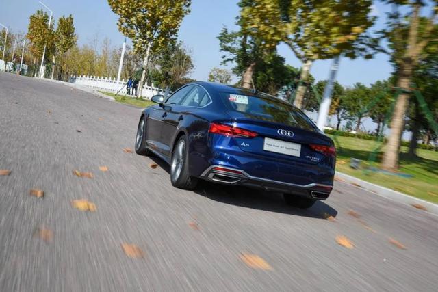 “纯粹”的美与运动 试驾新奥迪A5 Sportback