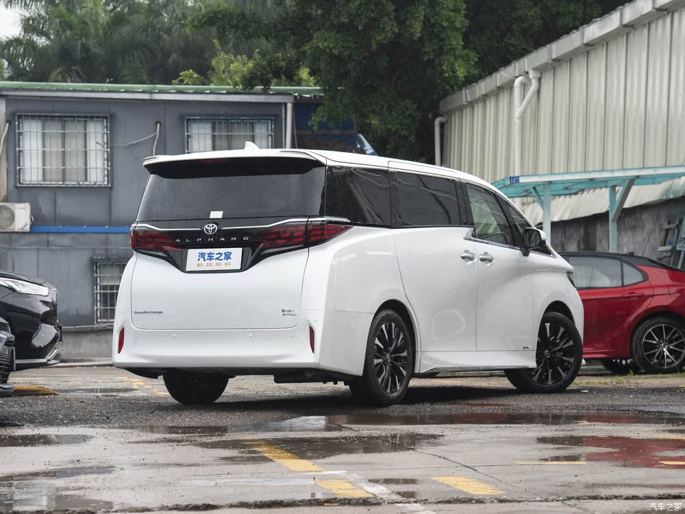 成都埃尔法亚洲版优惠16万 欢迎试乘试驾
