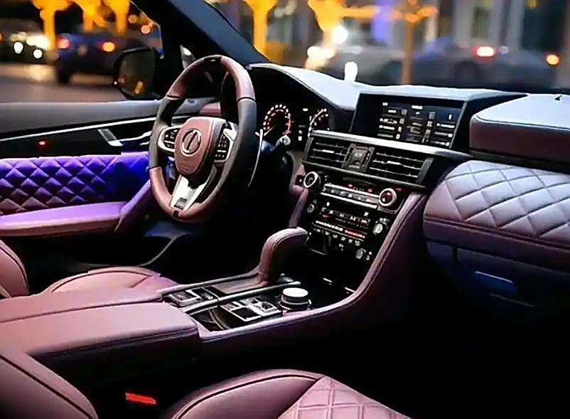2024款雷克萨斯LX570 现车特价168万甩卖
